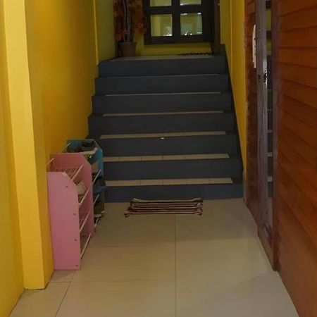 Oyo 730 Meedee Hostel Bangkok Bagian luar foto